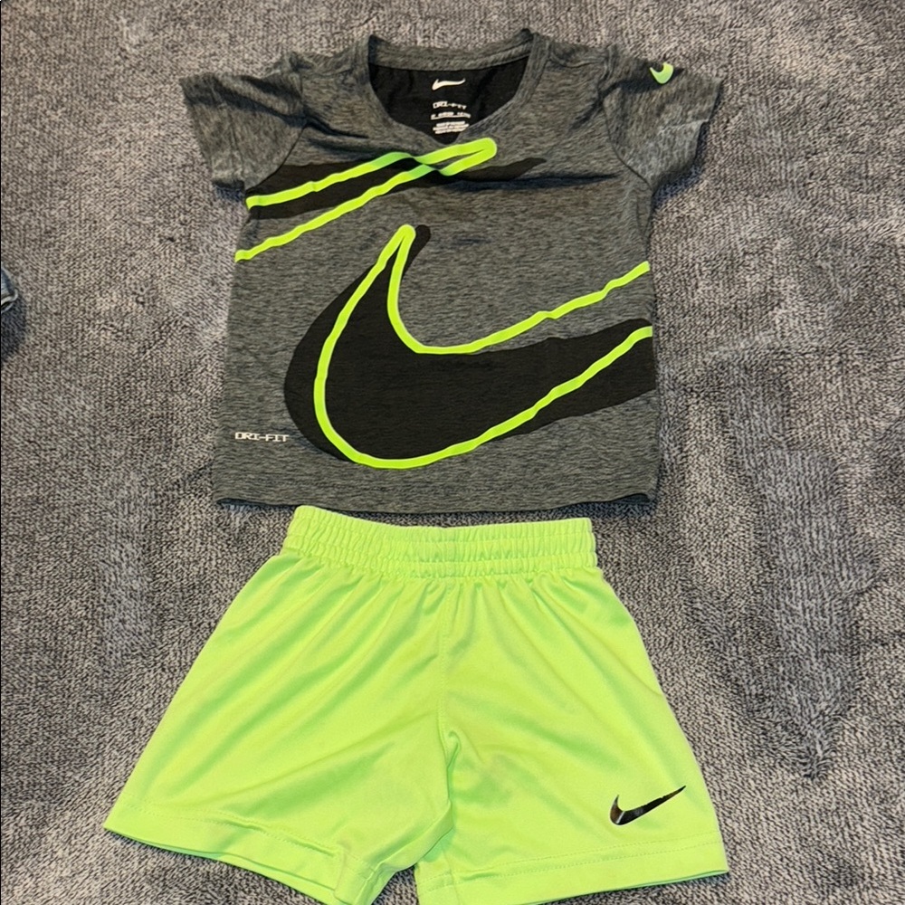 Nike Charcoal and Lime Green Sports Set